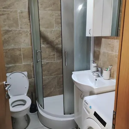 Cosy Comfy And Cost Friendly * Belgrade