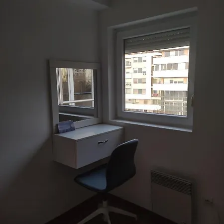 Cosy Comfy And Cost Friendly * Belgrade